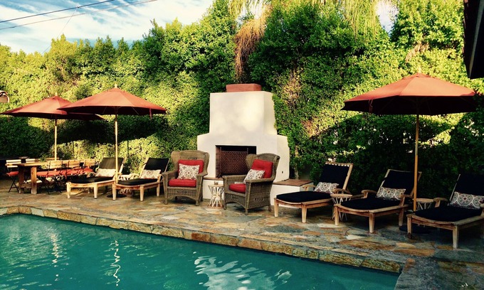 Warm Sands House | Featured in Palm Springs Life Magazine. Beautiful Paseo Palms Springs