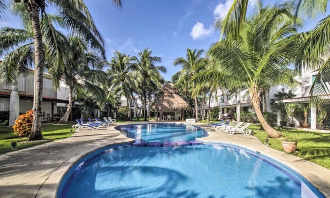 Playacar Fase II House | Feb 25th onward avail 150Mbps Wifi 7 Bikes Beach Access Rare Find Contact me 🏖