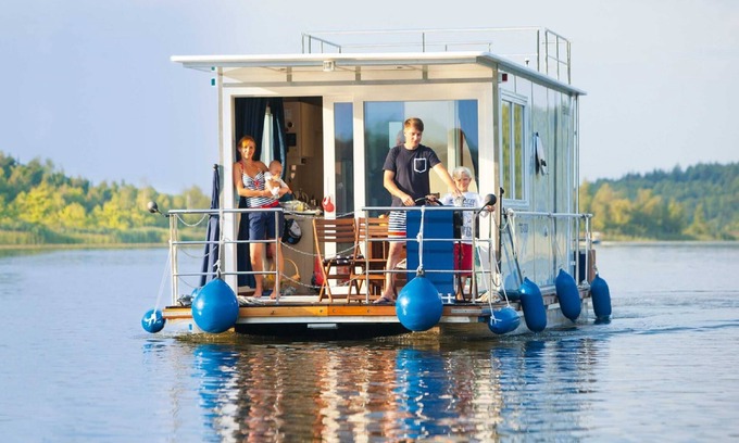 Zeuthen Boat Rental | Febomobil 990 - Kuhnle-Tours Zeuthen