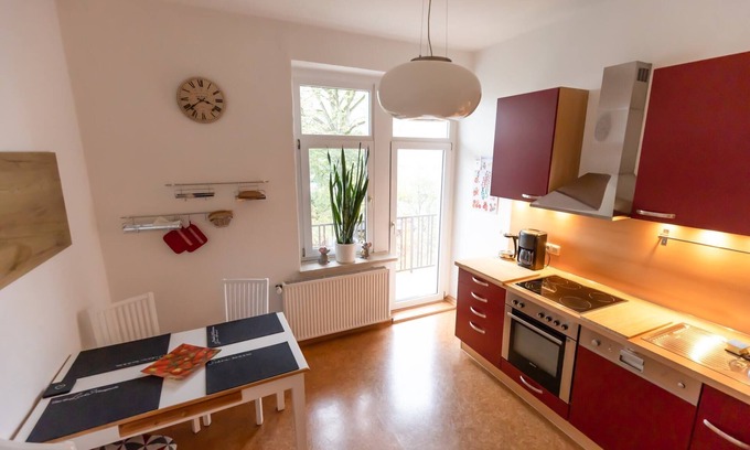 Auerbach Apartment | Federal police trainees vacation apartment - large vacation apartment with balcony