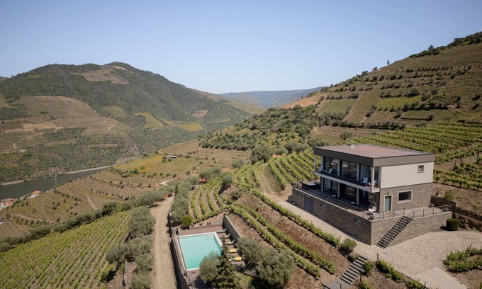 Armamar Villa | Feel Discovery Alvim's Douro