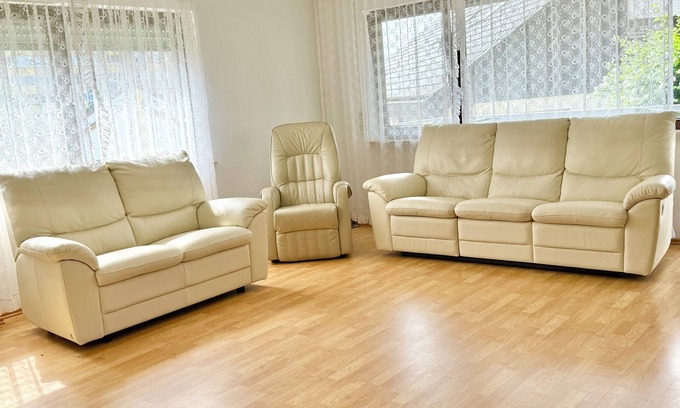 Backnang Apartment | Feel-good apartment close to the city in a quiet location - with WiFi & smart TV