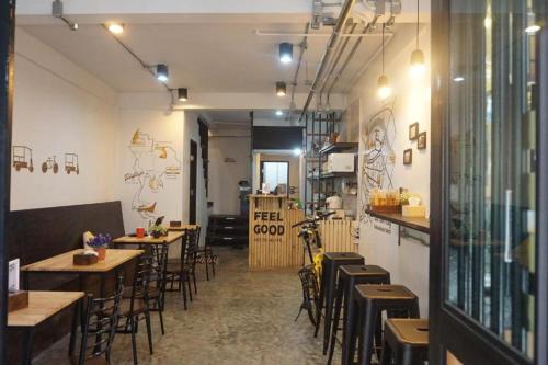 Arun Amarin Hostel | Feel Good Hostel bk