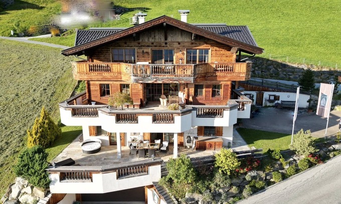 Gattererberg Apartment | Feel-good vacation apartment with a dream view. 2-8 persons