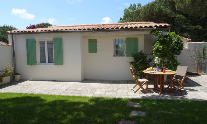 Le Bois-Plage-en-Re House | Feeling home , the sea almost on the doorstep , vacation on the white island