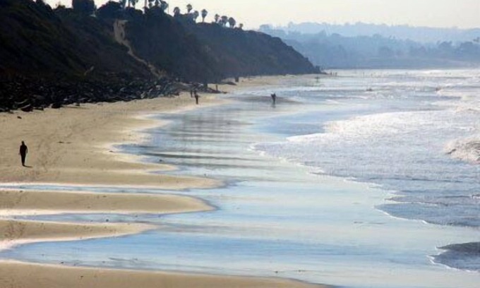 Leucadia House | Feet in the surf in 2 minutes! most walkable neighborhood at the beach and AC!