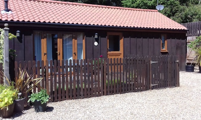Thorpe Market Cottage | Felgate Cottage - Set Around An Old Farmyard In A Village Location