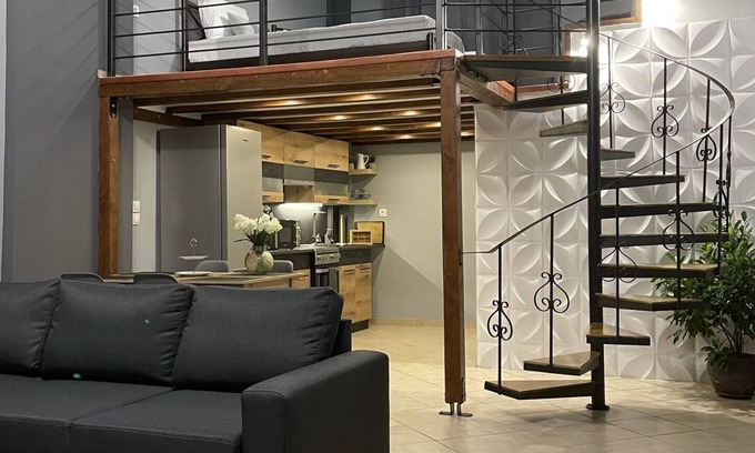 Artemida Apartment | Felicia's house