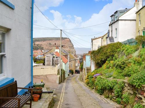 Staithes House | Felicity House