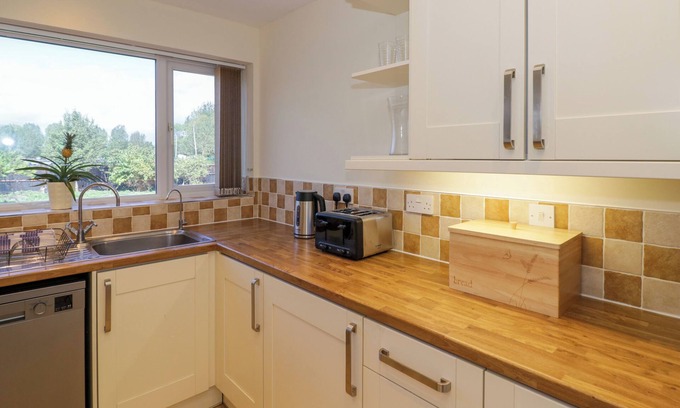 Southam Cottage | Fenny Marina Cottage