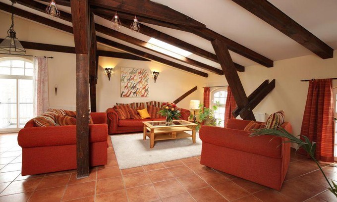Behren-Luebchin Apartment | Ferien-am-Schloss-Wohnung-6-der-Pferdestall
