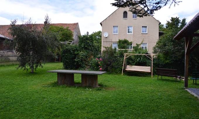 Weissenberg Apartment | Ferien auf dem Bauernhof, Ruhige Lage mit Viel Platz und Vielen Tieren