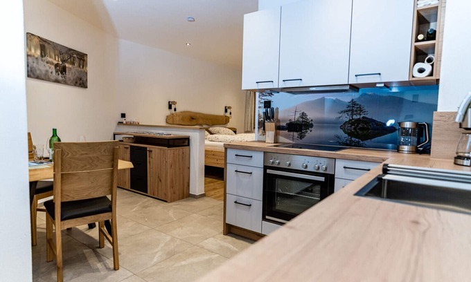 Ramsau Apartment | Ferienwohnung Beim Katherl, 1-2 Personen, 35 qm, Dusche/wc, Balkon, TV, Wohn-schlafzimmer