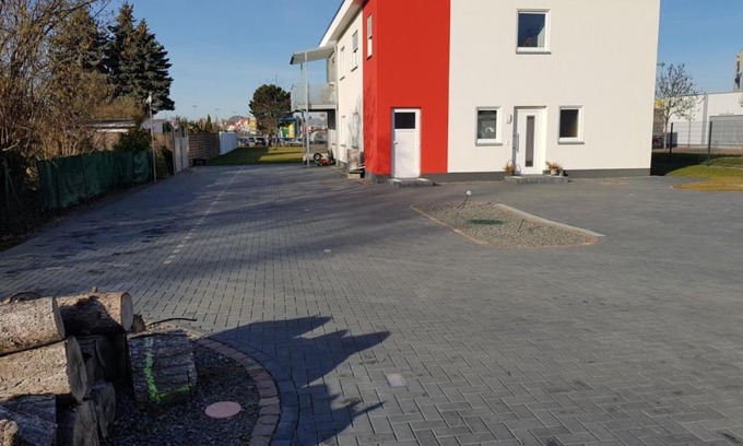 Burghausen-Rueckmarsdorf House | Ferien-Haus-Leipzig