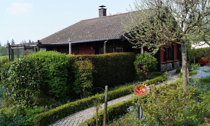 Reidenhausen Apartment | Ferienchalet Rehblick - Ferienhaus, Dusche und Bad, WC, 1 Schlafraum