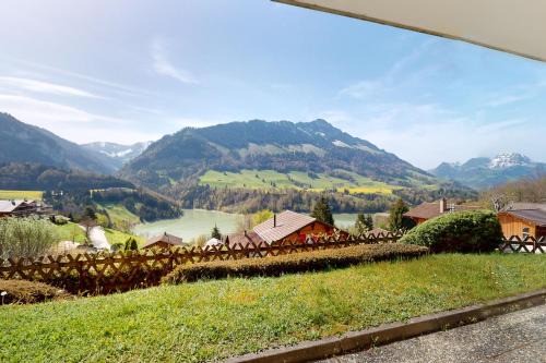 Cresuz Apartment | Ferienchalet Seeblick
