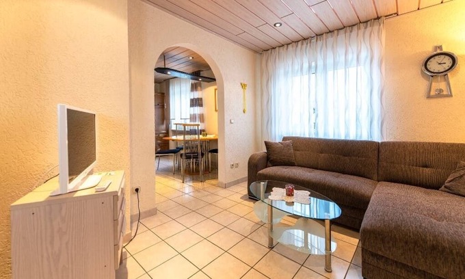 Waidhaus Apartment | Feriendomizil am Bockl-Radweg (50 m2) mit Garten