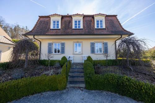 Ebern House | Feriendomizil Villa Bomama