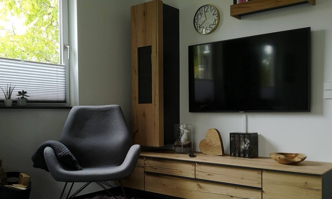 Bitz House | Ferienhaus, 95qm, 1 Schlafzimmer, 1 Wohn-/Schlafzimmer, Terrasse mit Garten, max. 2 Personen