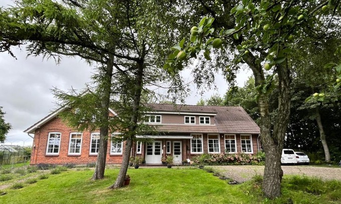 Niebuell House | Ferienhaus Alte Schule Niebüll