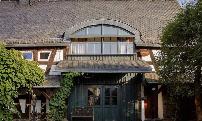 Hundsangen House | Ferienhaus am Dorfbrunnen - 4 Bett Ferienhaus, Bad, Sauna