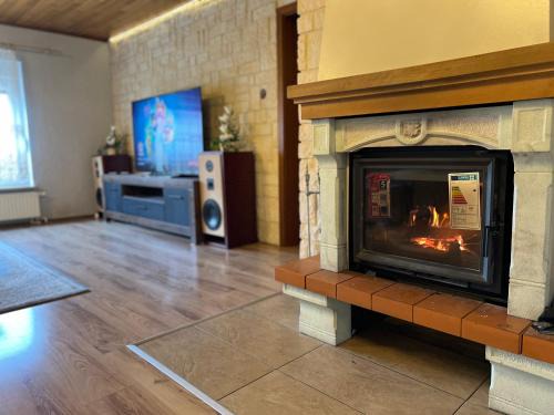 Ebenheit Apartment | Ferienhaus am Elberadweg mit Sauna & Kamin - Natur, Erholung & S-Bahn-Anbindung - Saxon Oase