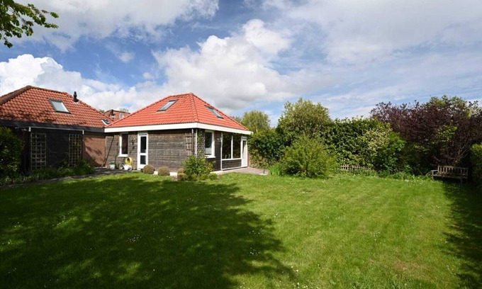 Herkingen House | Ferienhaus am Grevelingenmeer in Strandnähe, mit Garten und Pool