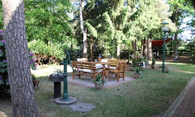 Hatten House | Ferienhaus am Waldesrand