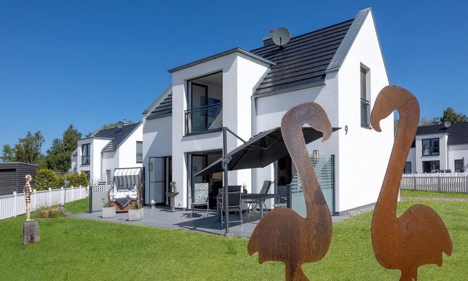 Peenemuende House | Ferienhaus am Yachthafen in Peenemünde