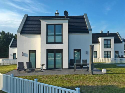 Peenemuende House | Ferienhaus am Yachthafen in Peenemuende
