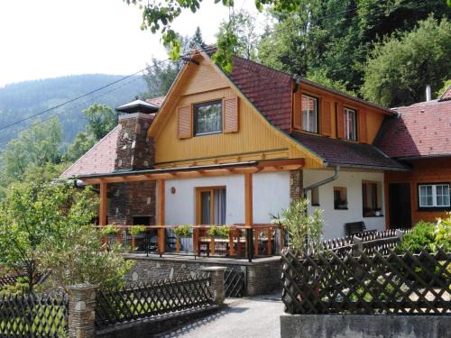 Trattenbach Apartment | Ferienhaus Bauer
