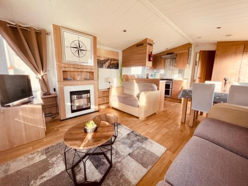 Altenpleen Apartment | Ferienhaus Bordeaux Neuenpleen