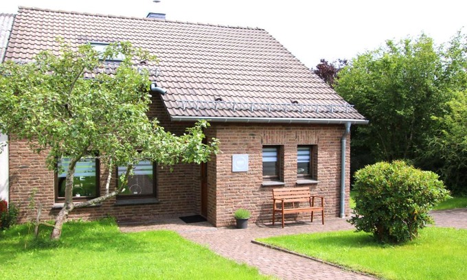 Scheid House | Ferienhaus EifelNest