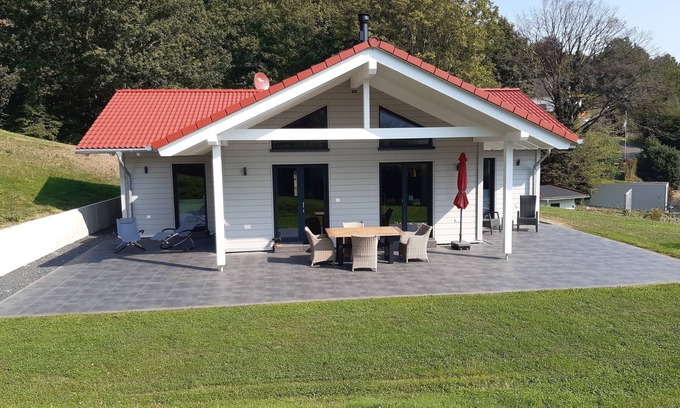 Hasenfeld House | Ferienhaus für 4 Gäste mit 95m² in Heimbach