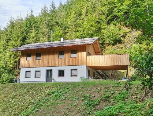 Stockenboi Apartment | Ferienhaus Fellbacher, Weissensee