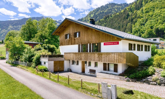 Vandans Ski Chalet | Ferienhaus Haas in Montafon