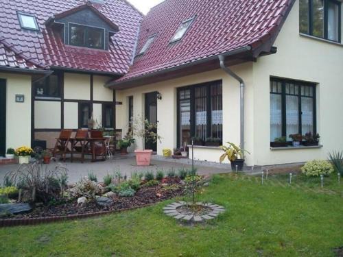 Plau am See House | Ferienhaus Haus am Seeufer in Plau am See