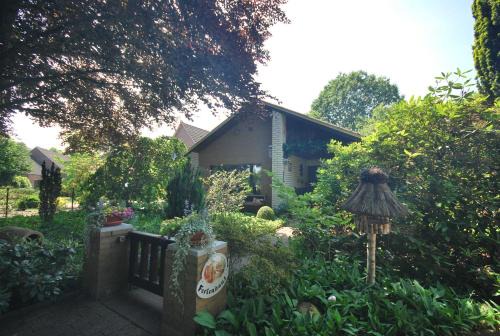 Uplengen House | Ferienhaus Hermann, 35522