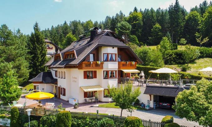 Egg am Faaker See Apartment | Ferienhaus Holzer