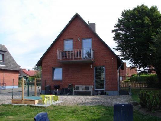 Winnemark House | Ferienhaus In Winnemark Mit Großem Garten