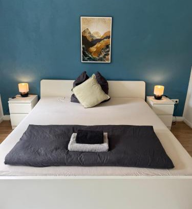 Hettstedt House | Ferienhaus "Jasmine" mit 3 Schlafzimmern und Stellplatz
