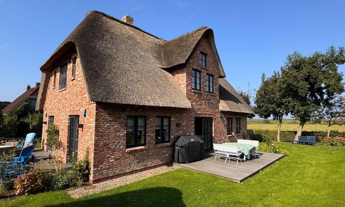 Oldsum House | Ferienhaus "Letj Fasan" Oldsum