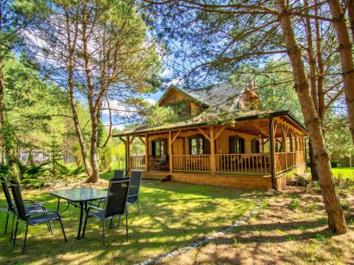 Szczytno House | Ferienhaus "Maga" am See Walpusz- mit gratis Kajak, Kamin & Hunde willkommen