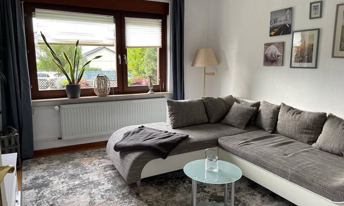 Erlenbach am Main Apartment | Ferienhaus mit Garten