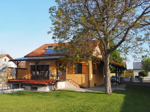 Sankt Andra am Zicksee House | Ferienhaus Michi