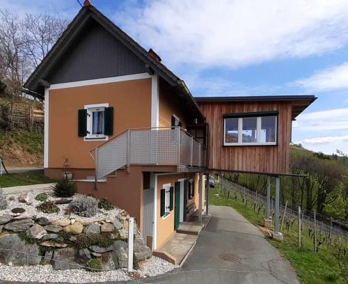 Sankt Johann im Saggautal Apartment | Ferienhaus Urschitz