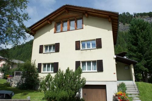 Spluegen Apartment | Ferienhaus Wanner