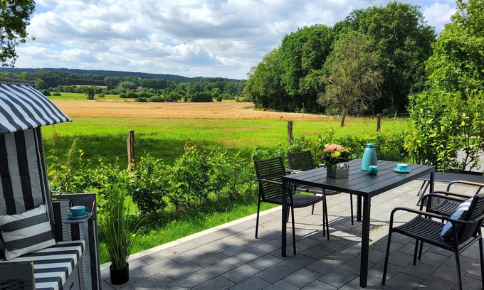 Essenerberg House | Ferienhaus "wiesenblick" - Verweilen im Grünen mit Ruhe & Weitblick!