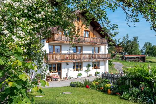 Heitlern Apartment | Ferienhof Am Holderbusch