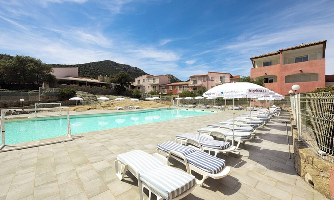 Aregno Hotel | Ferienhotel Maristella